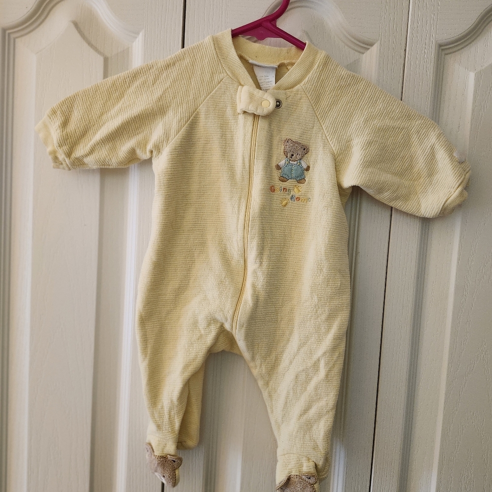 Carters sleeper/play outfit